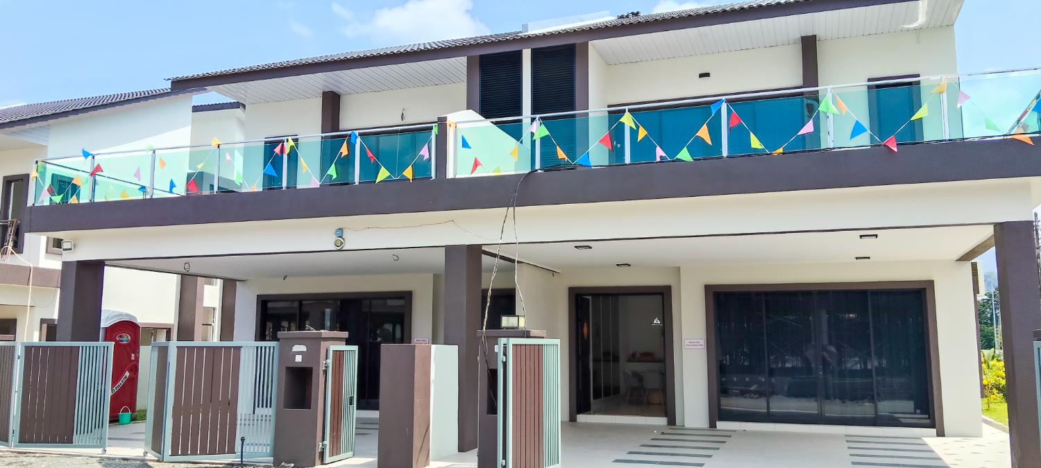 Rumah Berkembar 2 Tingkat